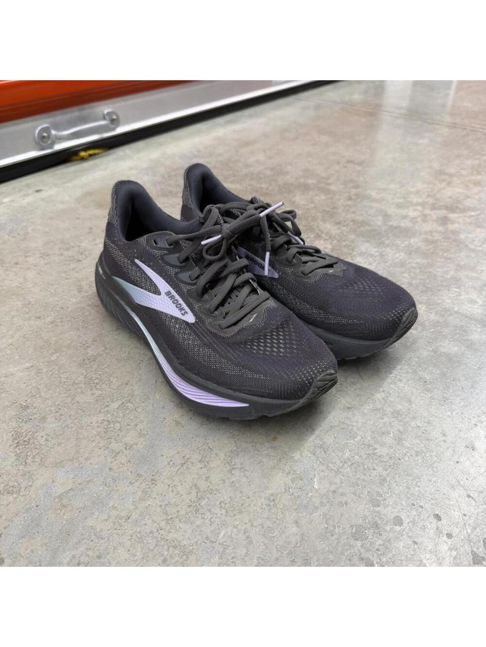brooks ghost 17 grey clearwater running shoes size 9 WOMENS
